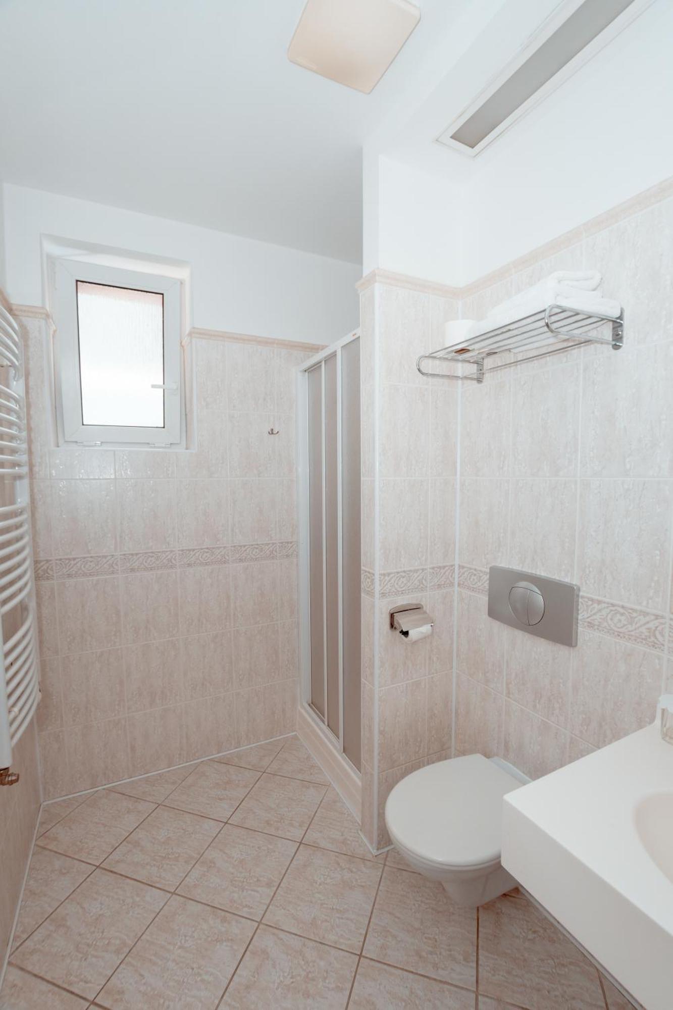 Penzion Fan Karlovy Vary Ngoại thất bức ảnh
