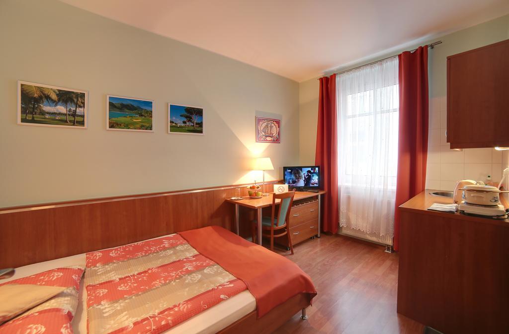 Penzion Fan Karlovy Vary Ngoại thất bức ảnh