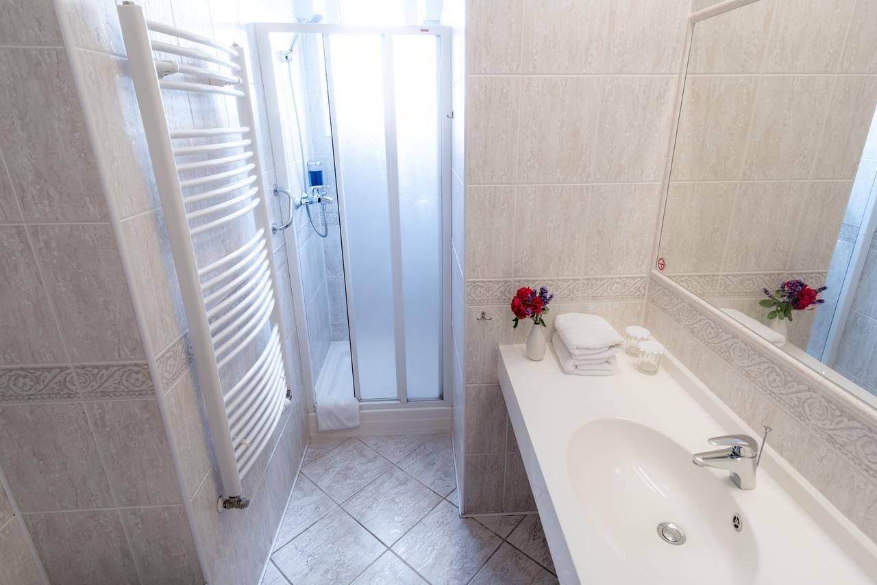 Penzion Fan Karlovy Vary Ngoại thất bức ảnh