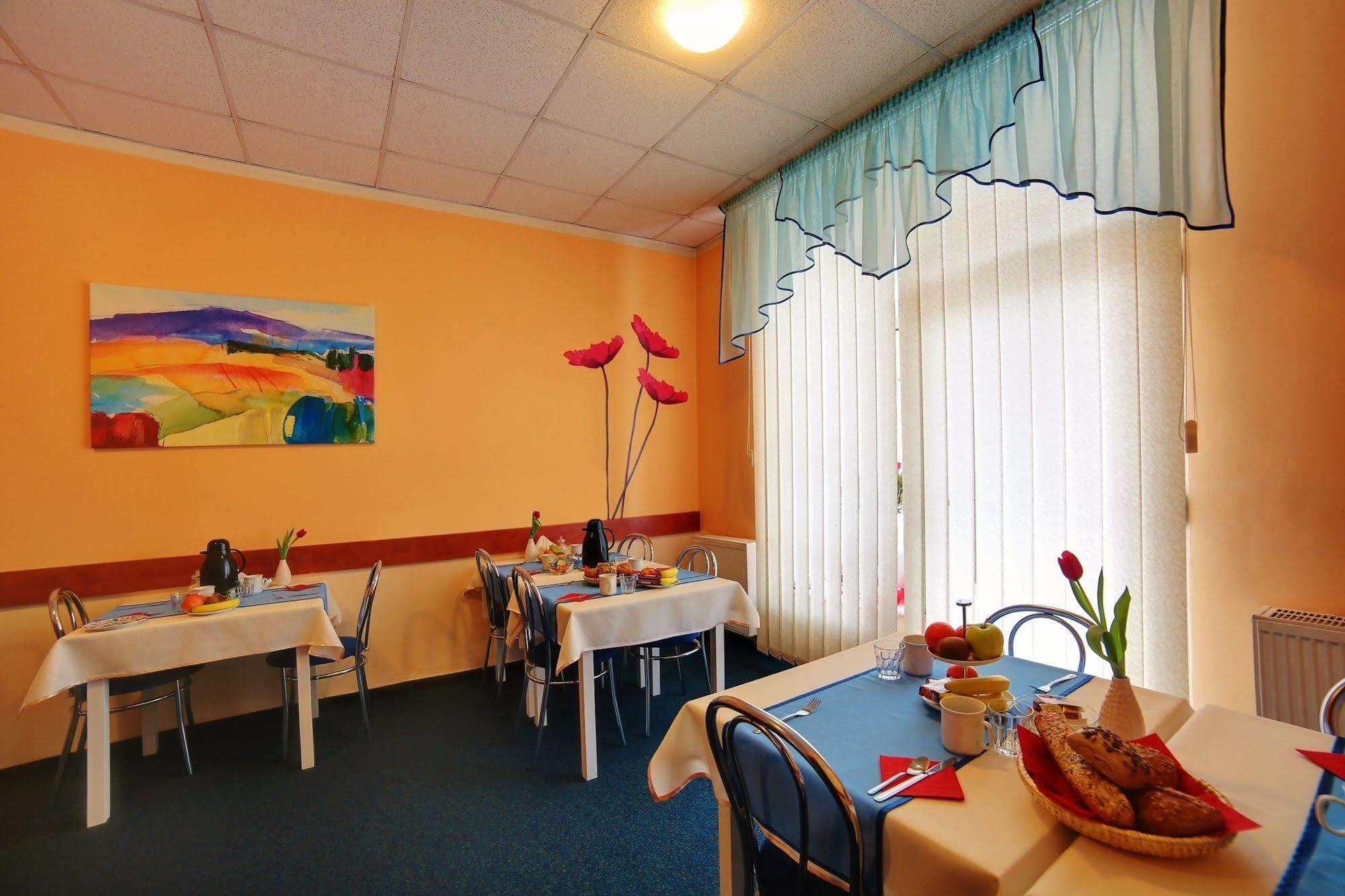 Penzion Fan Karlovy Vary Ngoại thất bức ảnh